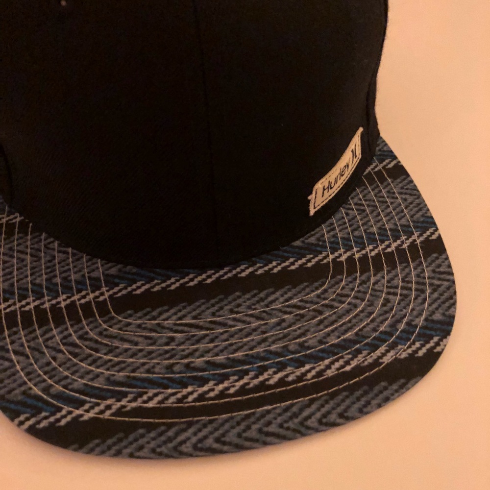 SNAPBACK HURLEY